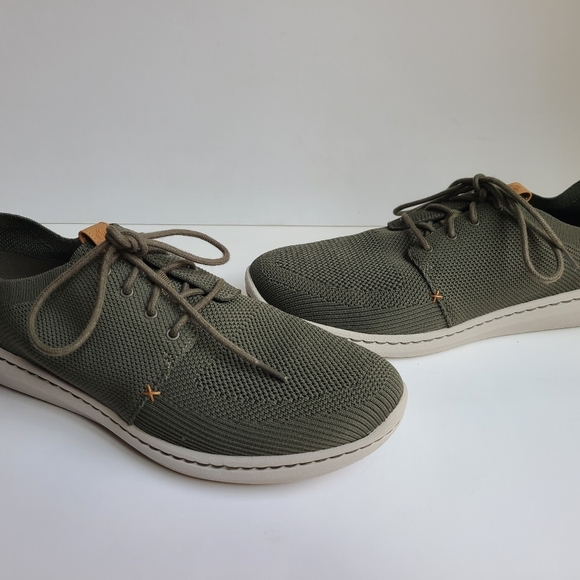 clarks cloudsteppers green